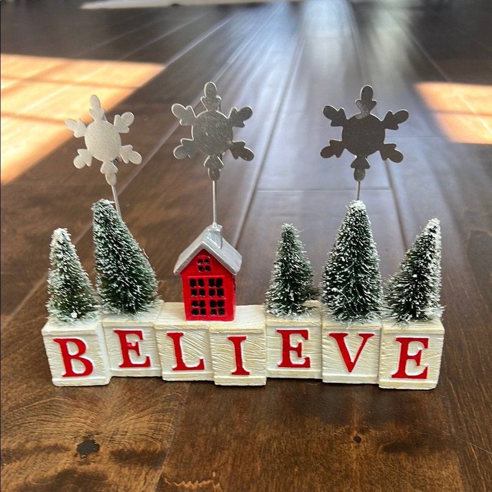 Festive 'Believe' Holiday Decoration with Red Accents